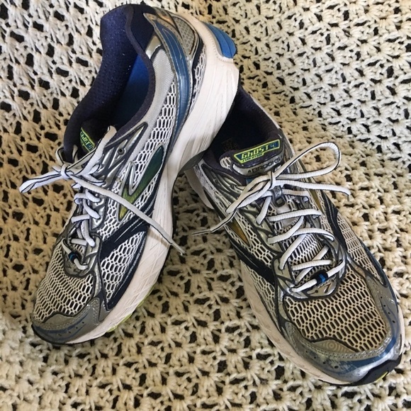 Brooks Ghost 4 DNA Evolution men’s size 11.5. Plenty of life left. Preowned main image 3
